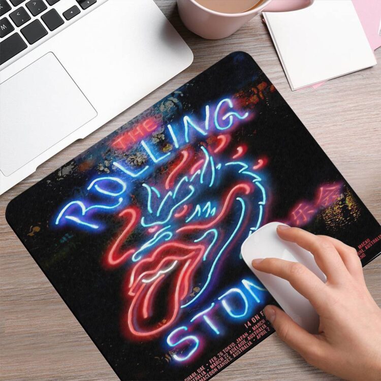 The Rolling Stones 14 On Fire Dragon Led Light Mouse Pad